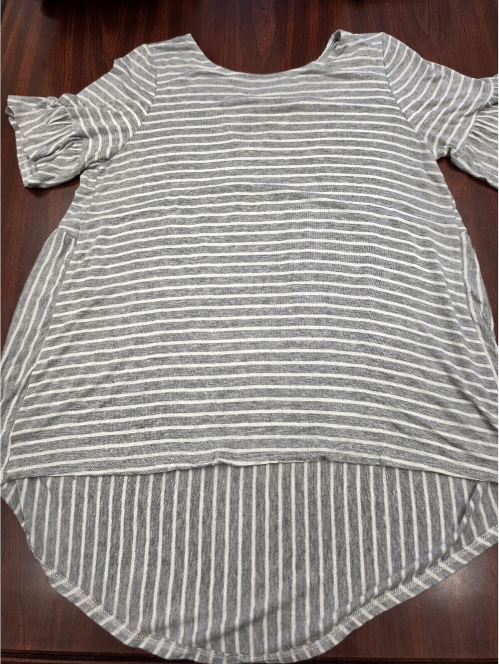 Lovely Melody Gray White Striped Tunic Top Large Cross Neck Ruffle Sleeve Casual